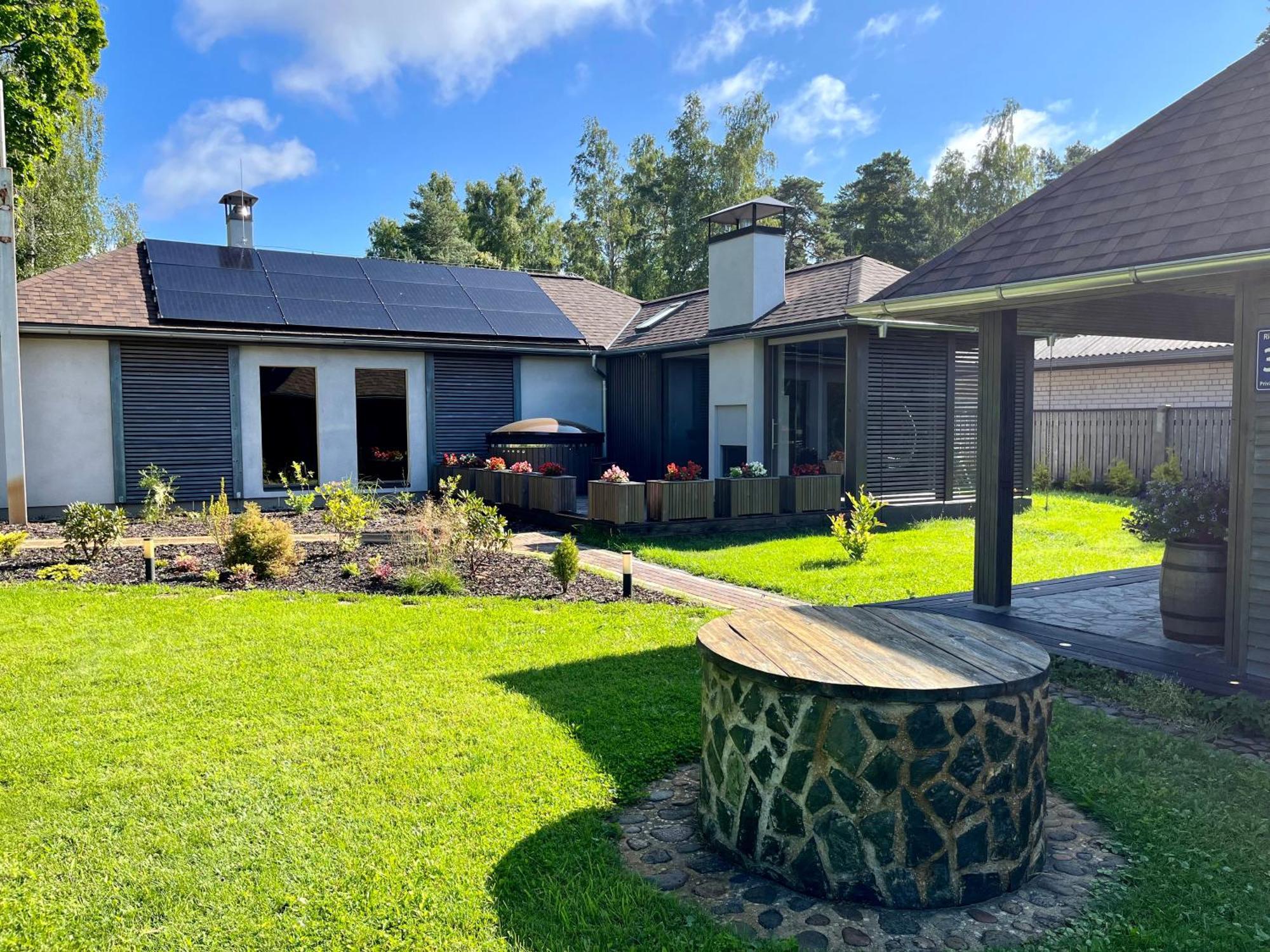Clockhouse Cottage Саулкрасти Екстер'єр фото